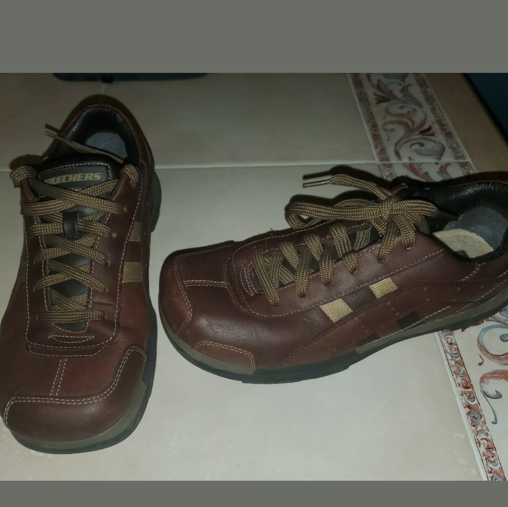 Skechers men's loafers Size 9